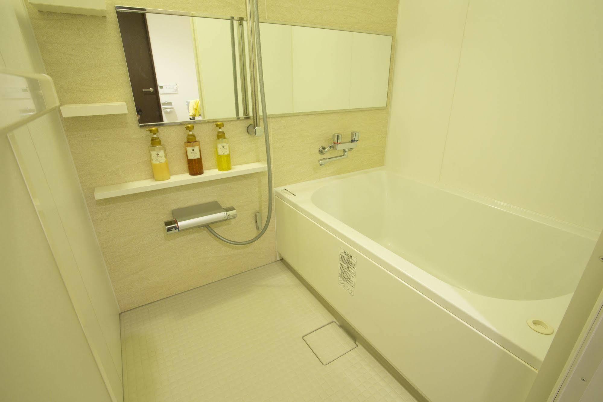 Smile Hotel Atsugi Eksteriør bilde